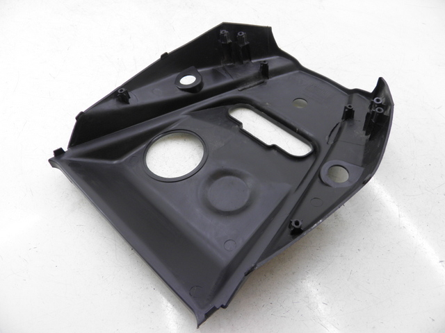 photo de FUEL TANK PANEL SYM SYMPLY 4T 50 (2012 - 2015) - Technical close-up