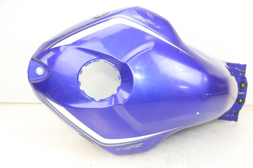 photo de FUEL TANK PANEL YAMAHA TZR 50 (2008 - 2016) - Fixing points details