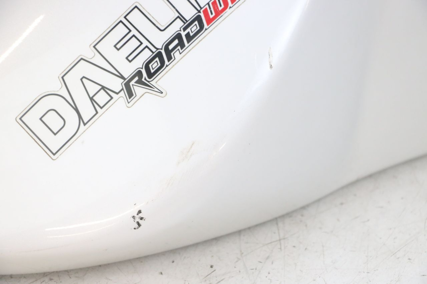 photo de FUEL TANK FAIRING DAELIM VJ ROADWIN FI 125 (2008 - 2017) - Checked used part