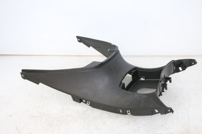 photo de FUEL TANK FAIRING PIAGGIO X10 125 (2012 - 2017) - Alternative perspective