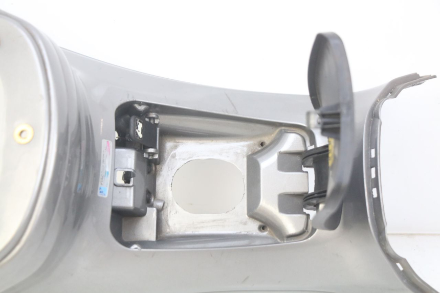 photo de FAIRING TANK PIAGGIO XEVO - X EVO 125 (2007 - 2017) - Component detail