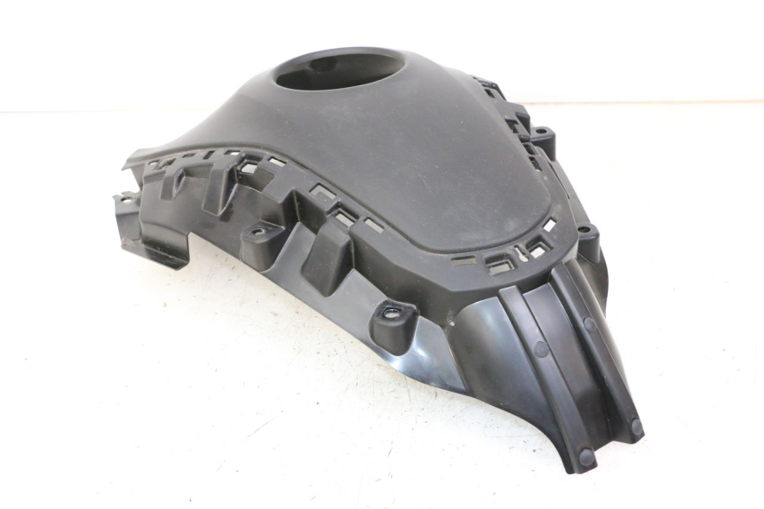 photo de FUEL TANK PANEL YAMAHA TRACER 7 700 (2020 - 2024) - Zoom on usage condition