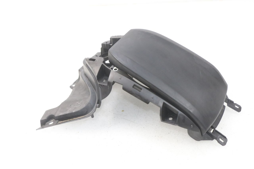 photo de FUEL TANK PANEL YAMAHA YP T-MAX TMAX 530 (2017 - 2020) - Technical close-up