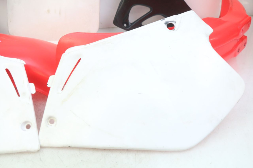 photo de COMPLETE FAIRING BODYWORK HONDA CR 125 (1995 - 1997) - Detailed visual inspection