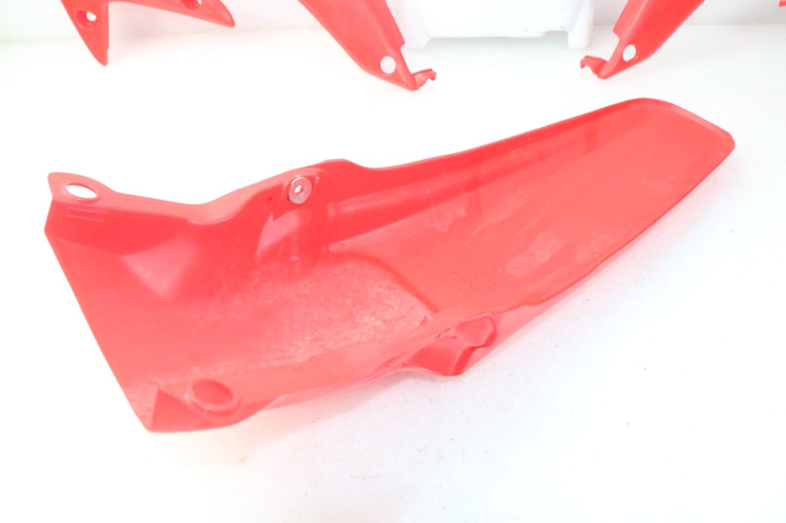 photo de COMPLETE FAIRING HONDA CRF CR-F 450 (2005 - 2008) - Supplementary product photo