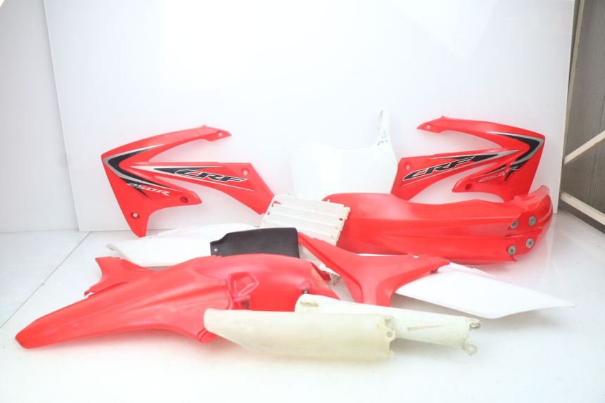 photo de COMPLETE FAIRING BODY KIT HONDA CRF 250 (2013 - 2016) - Main view