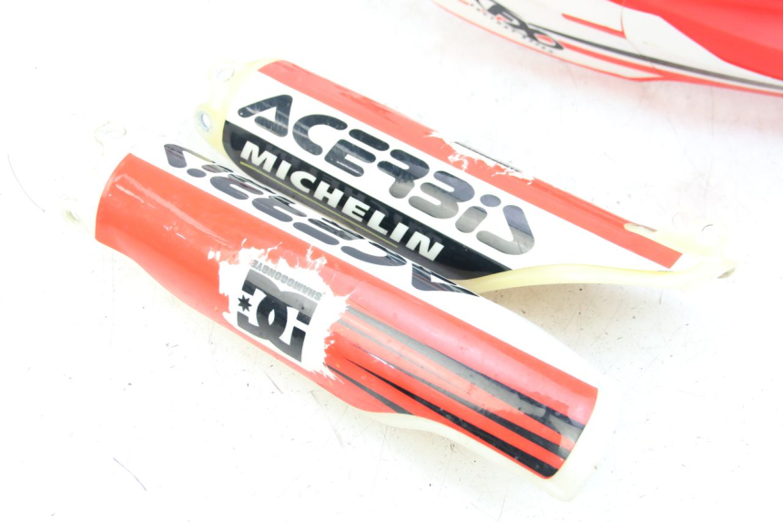 photo de COMPLETE FAIRING BODYWORK HONDA CRF 250 (2010 - 2013) - Focus on structure