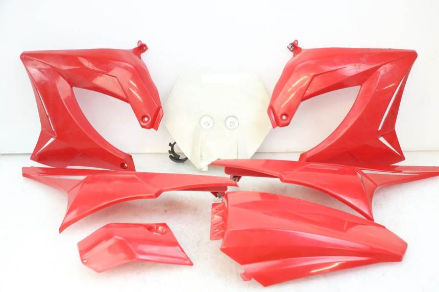 photo de COMPLETE FAIRING DERBI SENDA R X-TREME 50 (2006 - 2010) - Main view