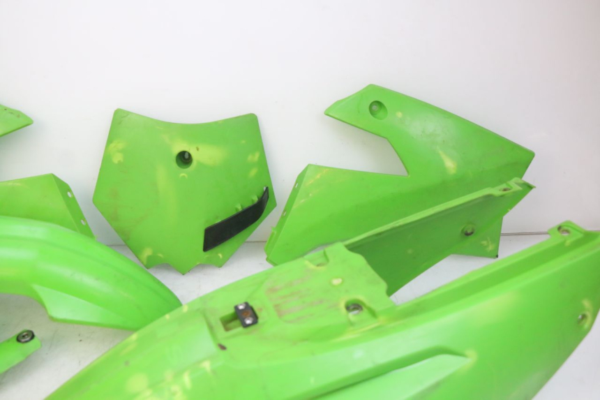 photo de COMPLETE FAIRING BODYWORK APOLLO DIRT BIKE 125 (2010 - 2018) - Alternative angle