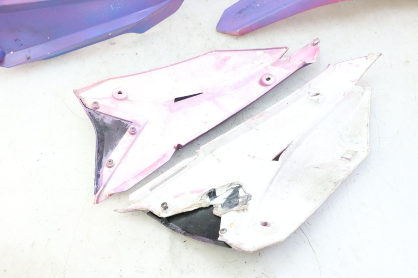 photo de FULL BODYWORK FAIRING BSE DIRTBIKE PH10L 125 - Markings and original references