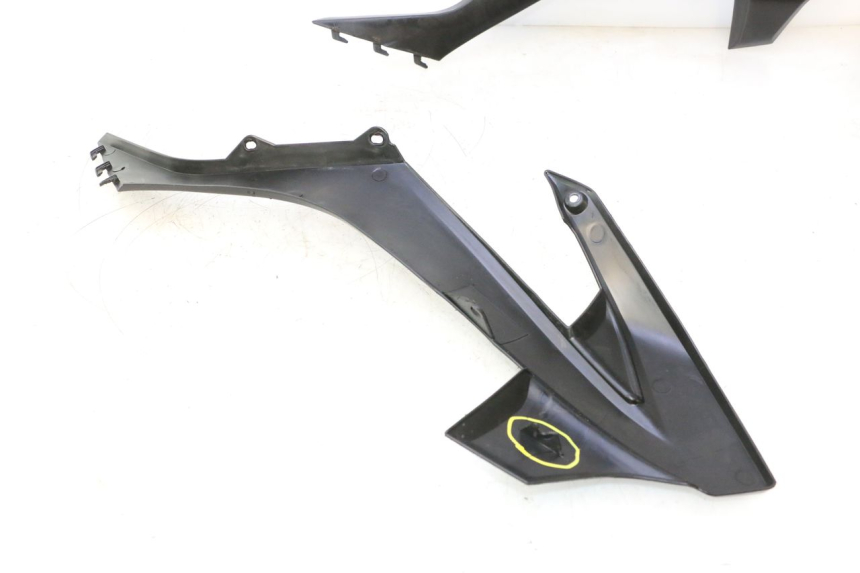 photo de COMPLETE FAIRING MINI MX DRIFT 150 - Surface and material condition