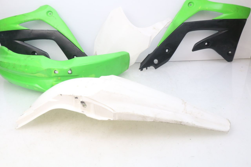 photo de COMPLETE FAIRING BODYWORK KAWASAKI KX F KXF 450 (2012 - 2015) - Detailed visual inspection