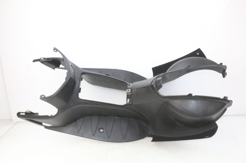 photo de COMPLETE FAIRING PEUGEOT LUDIX 50 (2008 - 2017) - Zoom on usage condition