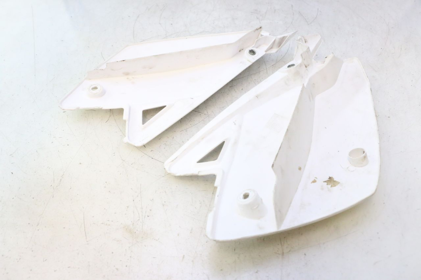 photo de COMPLETE FAIRING RIEJU MRT PRO SUPERMOTARD 50 (2007 - 2018) - Component detail