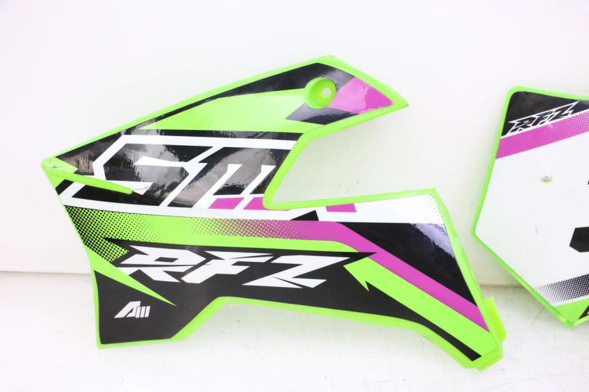 photo de COMPLETE FAIRING BODYWORK APOLLO RFZ 125 - Surface and material condition