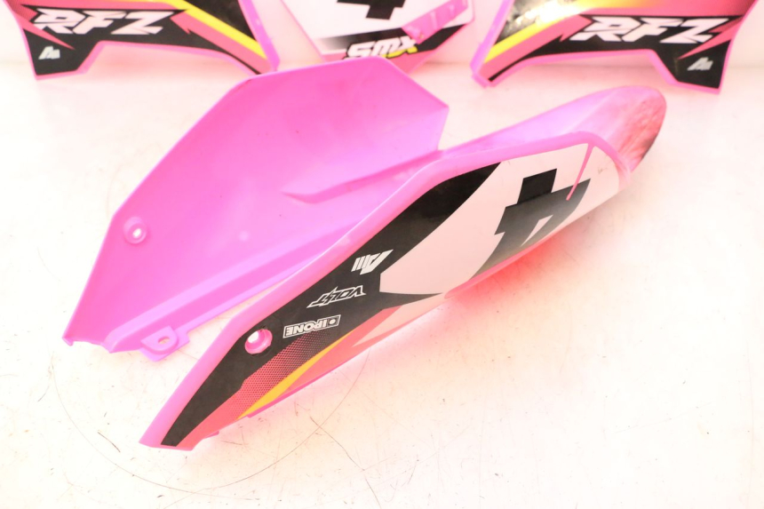 photo de COMPLETE FAIRING BODYWORK APOLLO RFZ 150 - High-resolution close-up