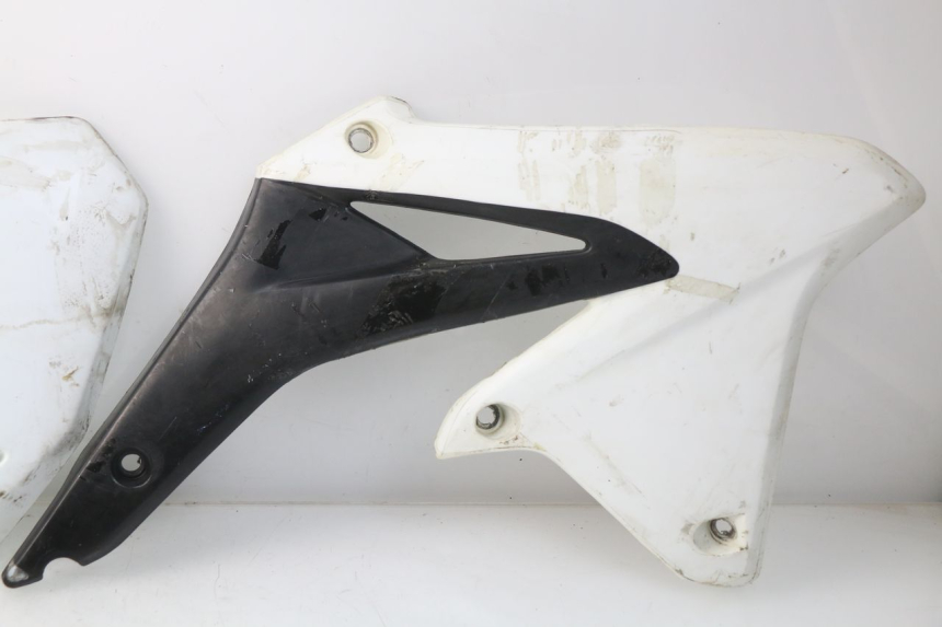 photo de COMPLETE FAIRING SUZUKI RMZ RM-Z 450 (2008 - 2011) - Alternative perspective