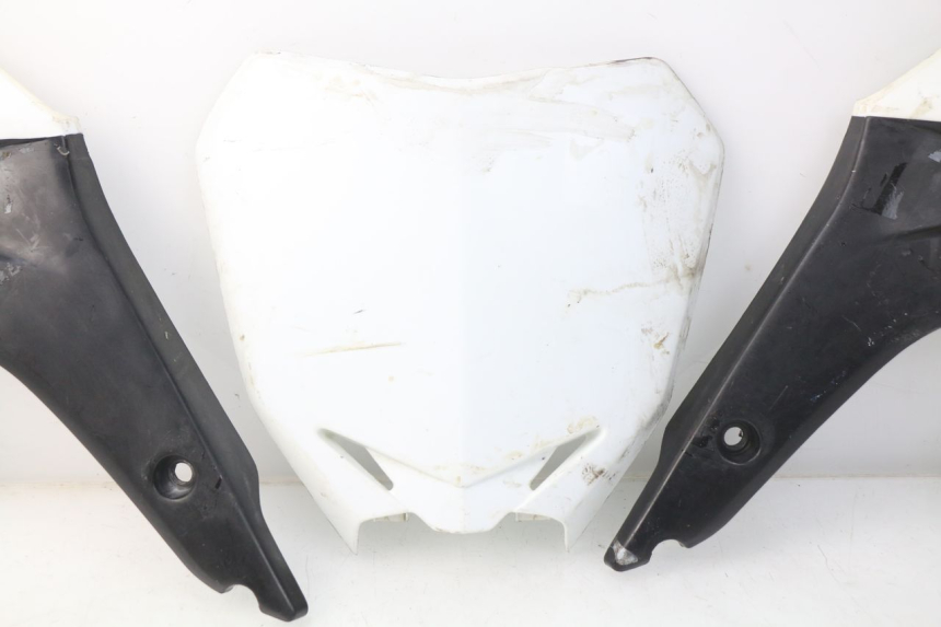 photo de COMPLETE FAIRING SUZUKI RMZ RM-Z 450 (2008 - 2011) - Technical close-up