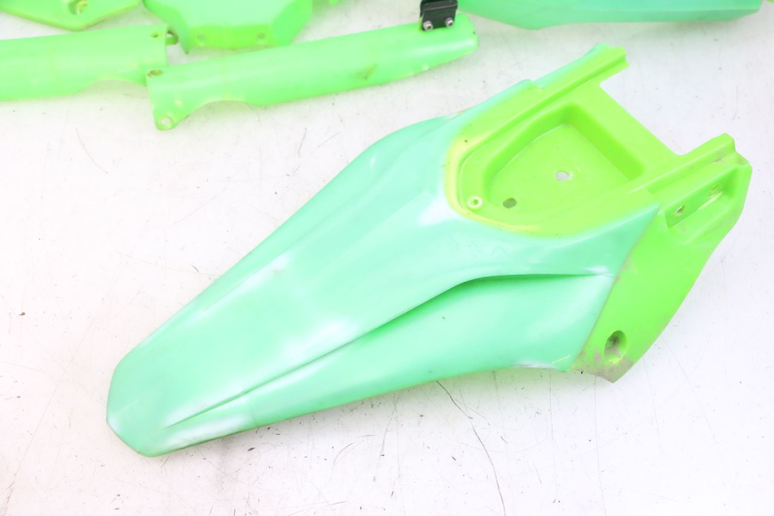 photo de COMPLETE FAIRING BODYWORK APOLLO RXF 125 - Detailed visual inspection