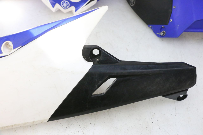 photo de COMPLETE FAIRING YAMAHA YZ-F YZF 250 (2014 - 2018) - Focus on structure