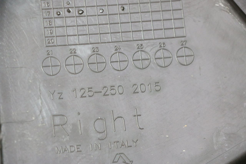 photo de COMPLETE FAIRING YAMAHA YZ 125 (1998 - 2005) - Surface and material condition