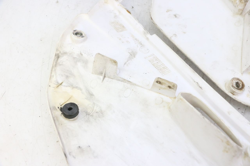 photo de COMPLETE FAIRING YAMAHA YZ 85 (2002 - 2018) - Component detail