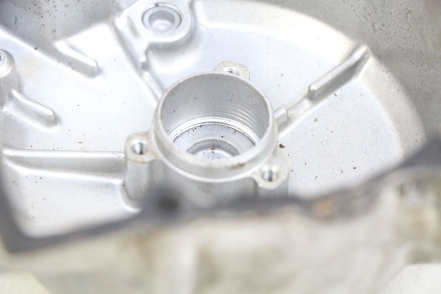 photo de IGNITION COVER HONDA CM 125 (1983 - 2003) - Fixing points details