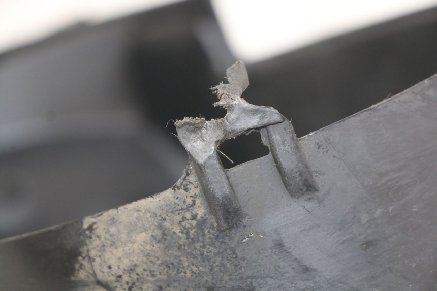 photo de IGNITION COVER PEUGEOT SV 125 (1991 - 1994) - Alternative perspective