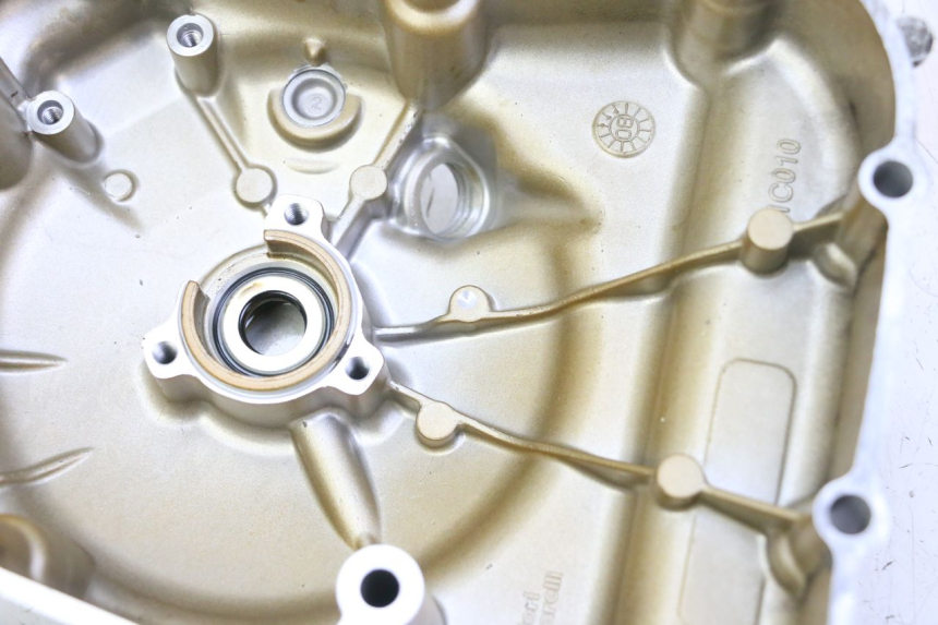 photo de IGNITION COVER YAMAHA X-MAX XMAX 250 (2006 - 2009) - Zoom on usage condition