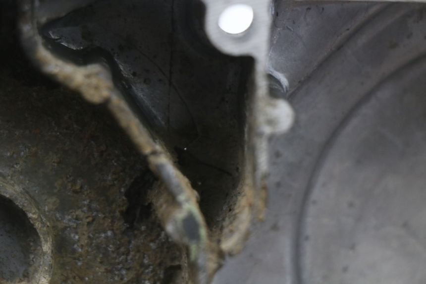 photo de ALTERNATOR COVER KSR RACING DRIFT 140 - Fixing points details