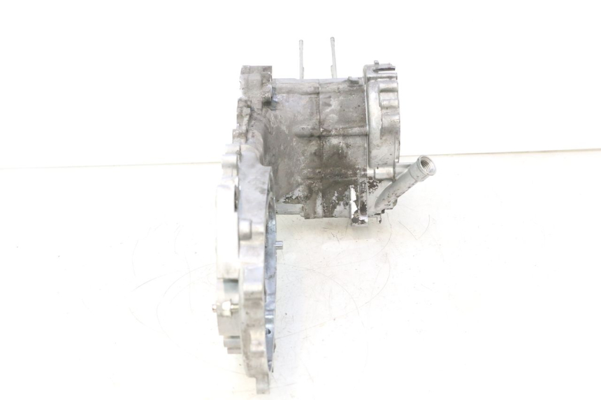photo de ENGINE LOWER CRANKCASE KYMCO AGILITY 16+ 4T 50 (2018 - 2023) - Alternative angle