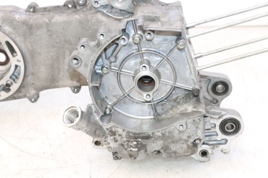 photo de ENGINE LOWER CRANKCASE KYMCO AGILITY 16+ 4T 50 (2018 - 2023) - Zoom on usage condition