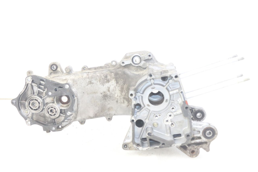 photo de ENGINE LOWER CASING KYMCO AGILITY 4T 50 (2005 - 2018) - Component zoom