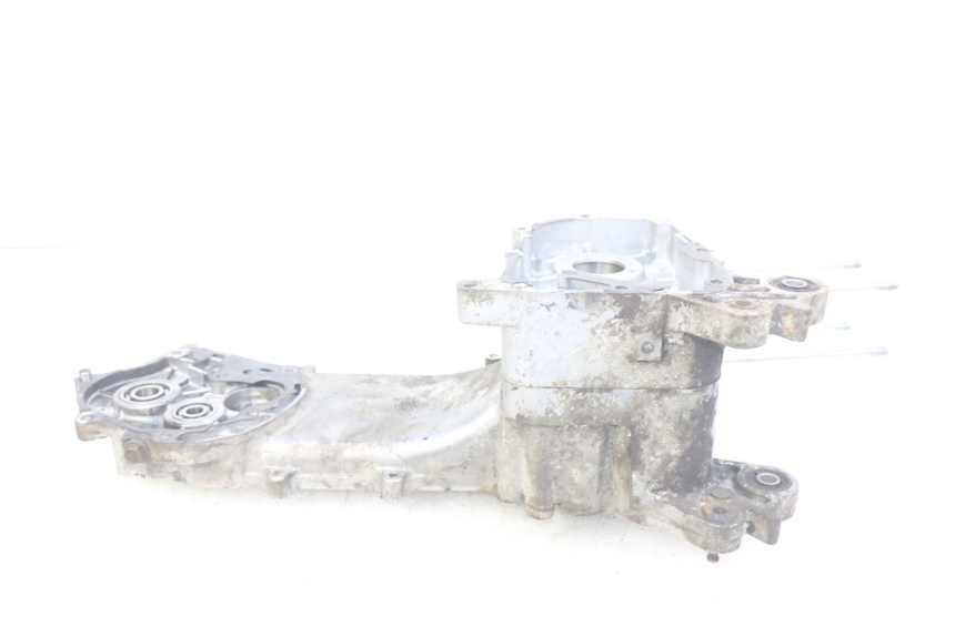 photo de ENGINE LOWER CASING KYMCO AGILITY 4T 50 (2005 - 2018) - Alternative perspective