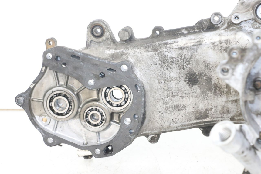 photo de ENGINE LOWER CASING KYMCO AGILITY 4T 50 (2005 - 2018) - Focus on structure