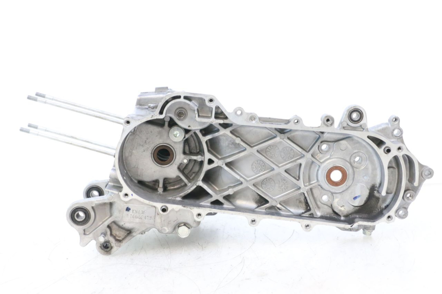 photo de ENGINE LOWER CRANKCASE KYMCO AGILITY 4T 50 (2018 - 2022) - Distinctive features