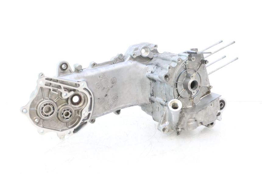 photo de ENGINE LOWER CRANKCASE KYMCO AGILITY 4T 50 (2018 - 2022) - High-resolution close-up