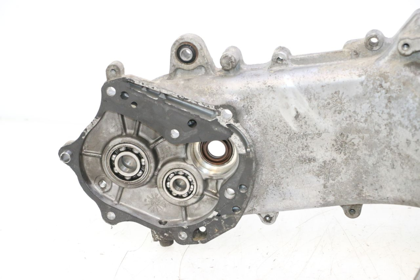 photo de ENGINE LOWER CASING KYMCO AGILITY 4T 50 (2005 - 2018) - Technical close-up