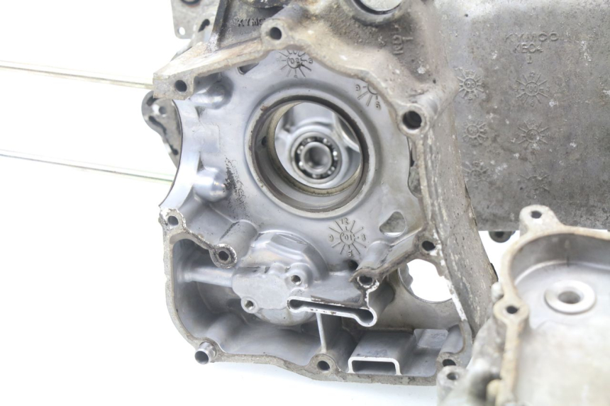 photo de ENGINE CRANKCASE KYMCO AGILITY 125 (2005 - 2010) - Distinctive features