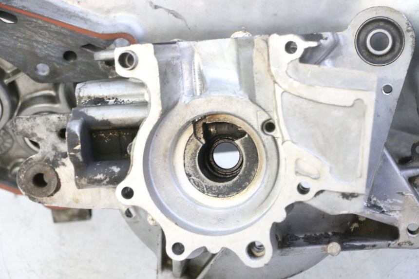 photo de ENGINE BOTTOM CASE KYMCO AGILITY NAKED RENOUVO 2T 50 (2011 - 2018) - Supplementary product photo