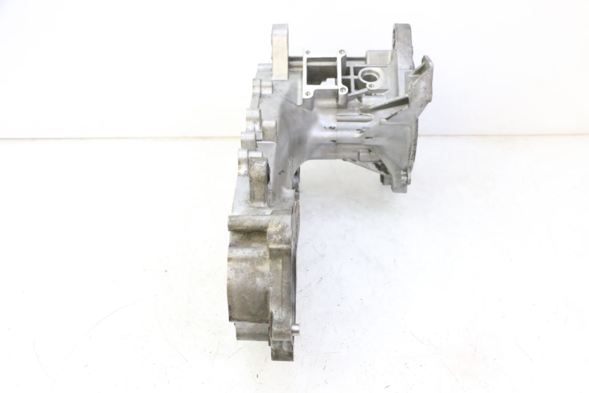 photo de ENGINE BOTTOM CASE KYMCO AGILITY NAKED RENOUVO 2T 50 (2011 - 2018) - Fixing points details