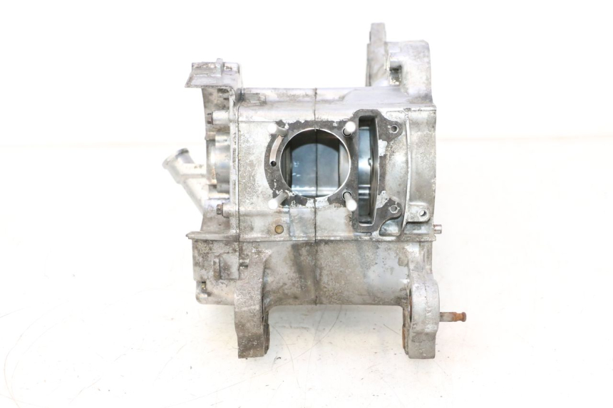 photo de ENGINE CRANKCASE KYMCO AGILITY PREMIUM 50 (2007 - 2010) - Additional view of the item