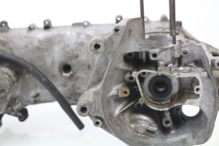 photo de ENGINE CRANKCASE MBK BOOSTER ROCKET 50 (1995 - 1998) - Focus on structure