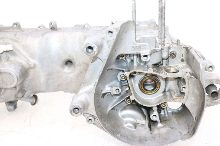 photo de ENGINE CRANKCASE MBK BOOSTER ROCKET 50 (2004 - 2016) - Distinctive features