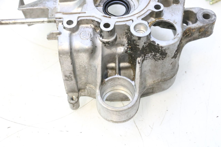 photo de ENGINE CRANKCASE MBK BOOSTER ROCKET 50 (2004 - 2016) - Detailed visual inspection