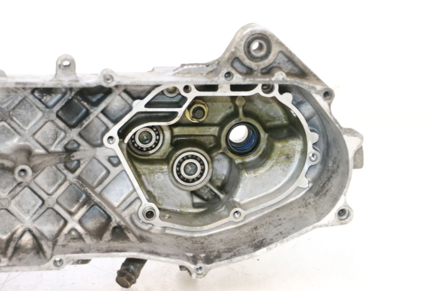 photo de ENGINE CRANKCASE MBK BOOSTER SPIRIT 50 (2004 - 2017) - High-resolution close-up