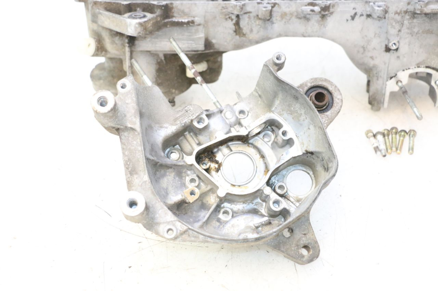 photo de ENGINE CRANKCASE MBK BOOSTER SPIRIT 50 (2004 - 2017) - Focus on structure