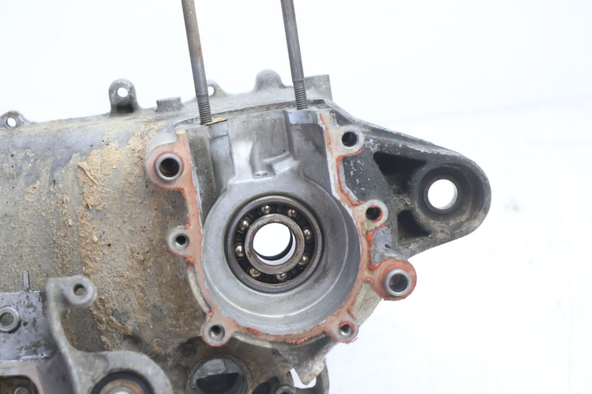 photo de ENGINE CRANKCASE MBK BOOSTER SPIRIT 50 (1996 - 1999) - Distinctive features