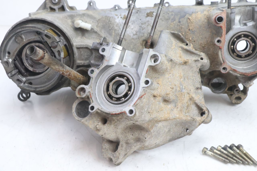 photo de ENGINE CRANKCASE MBK BOOSTER SPIRIT 50 (1996 - 1999) - Component zoom