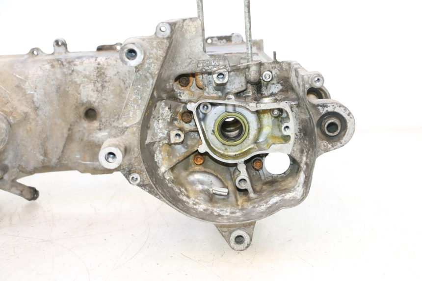 photo de ENGINE CRANKCASE MBK BOOSTER SPIRIT 50 (2004 - 2017) - Markings and original references